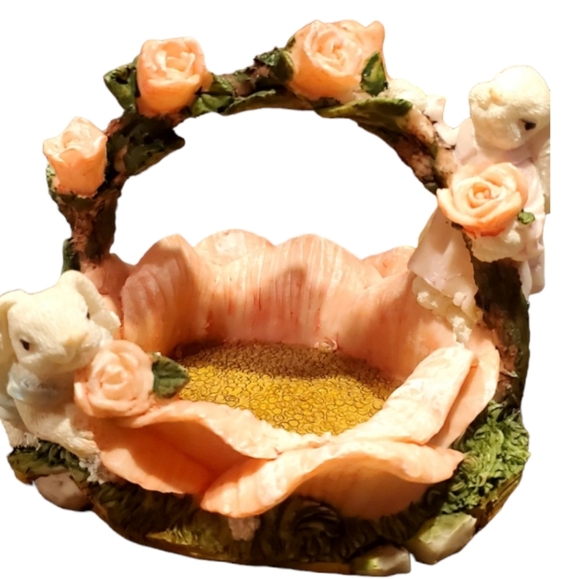 Vintage K's Collection Easter Basket with Bunnies and Roses - Picture 4 of 6